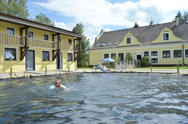 Blatsky Dvur Aparthotel Veseli nad Luznici Luaran gambar