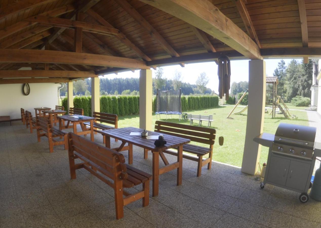 Blatsky Dvur Aparthotel Veseli nad Luznici Luaran gambar